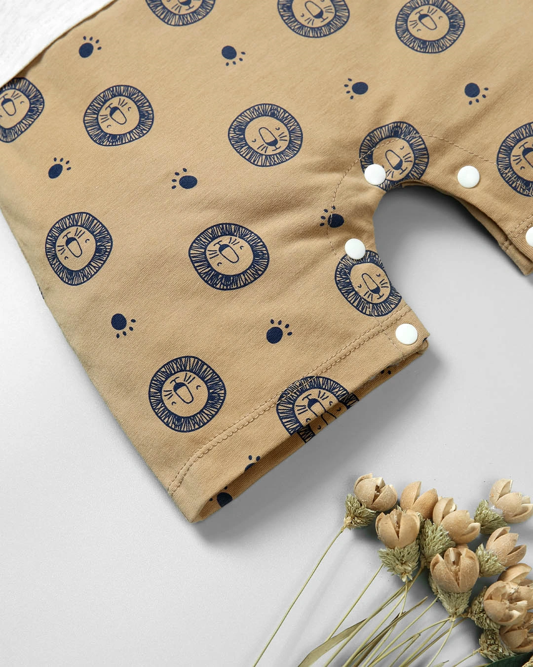 Bodysuit bé trai Pony Kids in hình sư tử màu trắng - nâu 6