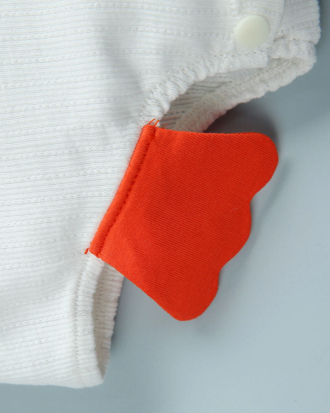 Bodysuit bé trai Pony Kids in chim cánh cụt màu trắng - xanh 7