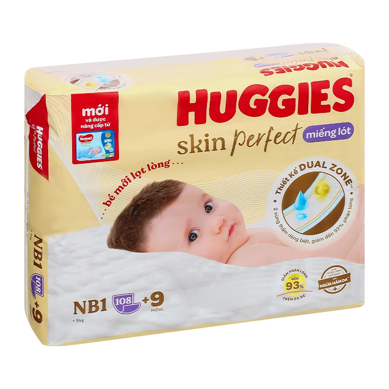 Miếng lót Huggies Skin Perfect size NB1 108 + 9 miếng (Dưới 5 kg) - Giao bao bì cộng miếng ngẫu nhiên 4