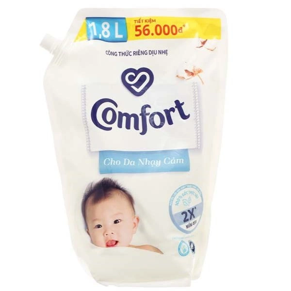 Nước xả quần áo cho bé Comfort cho da nhạy cảm hương phấn dịu nhẹ túi 1.8 lít 1