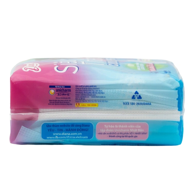 Băng vệ sinh ban ngày Diana Cool Fresh siêu thấm không cánh 8 miếng 4