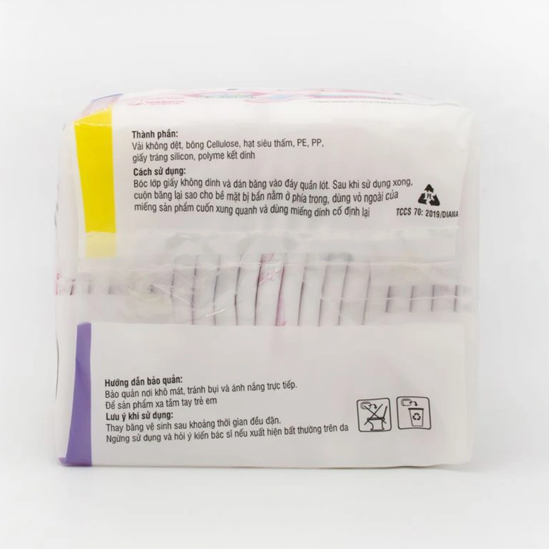 Băng vệ sinh ban ngày Diana Sensi Khô Thoáng siêu mỏng có cánh 8 miếng 12