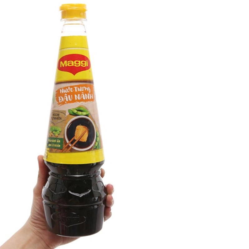 Nước tương đậu nành Maggi chai 700ml 1