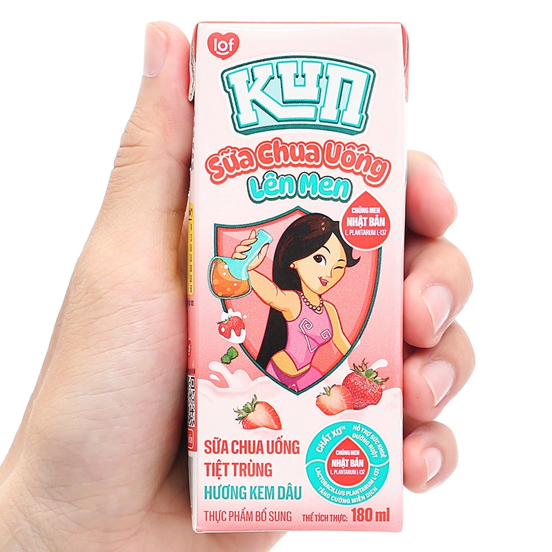 Thùng 48 hộp sữa chua uống tiệt trùng LiF Kun vị kem dâu 180 ml (từ 2 tuổi) - Giao bao bì ngẫu nhiên 15