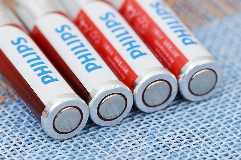 Pin AAA 4 viên Alkaline Philips LR03P4B 4