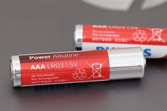 Pin AAA 2 viên Alkaline Philips LR03P2B 8