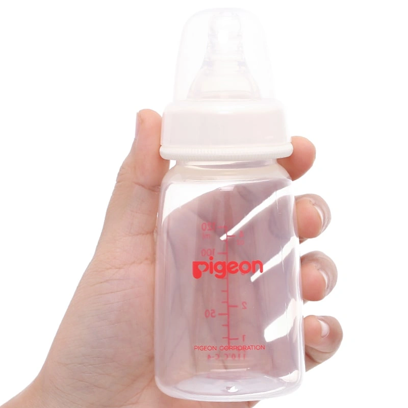 Bình sữa nhựa PP Pigeon vuông cổ hẹp 240 ml (4 - 6 tháng) 9