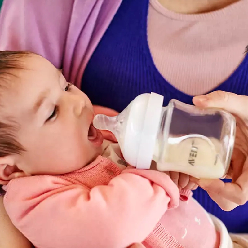 Bình sữa thuỷ tinh Philips Avent SCF671/13 cổ rộng 120 ml (0 - 1 tháng) 4