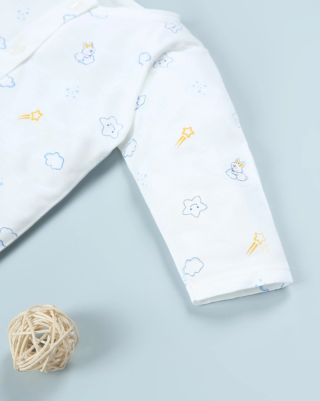 Bộ tay dài in hình thỏ IQ Baby màu trắng 5