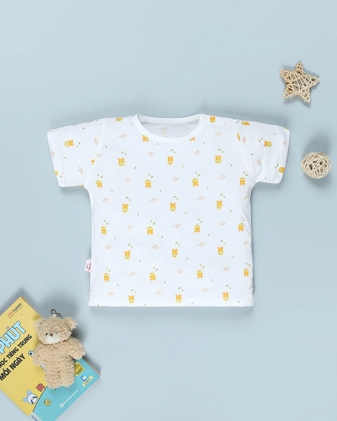 Bộ tay ngắn in hình hươu IQ Baby màu trắng 2