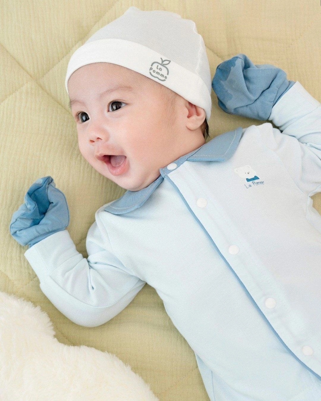 Bộ tay dài cài giữa cổ Peter Pan La Pomme màu xanh dương 3