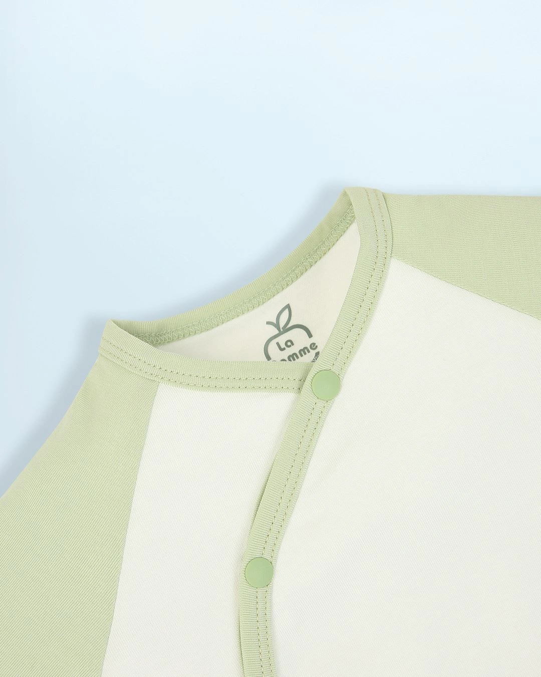 Bodysuit cài chéo La Pomme màu trắng - xanh lá 7