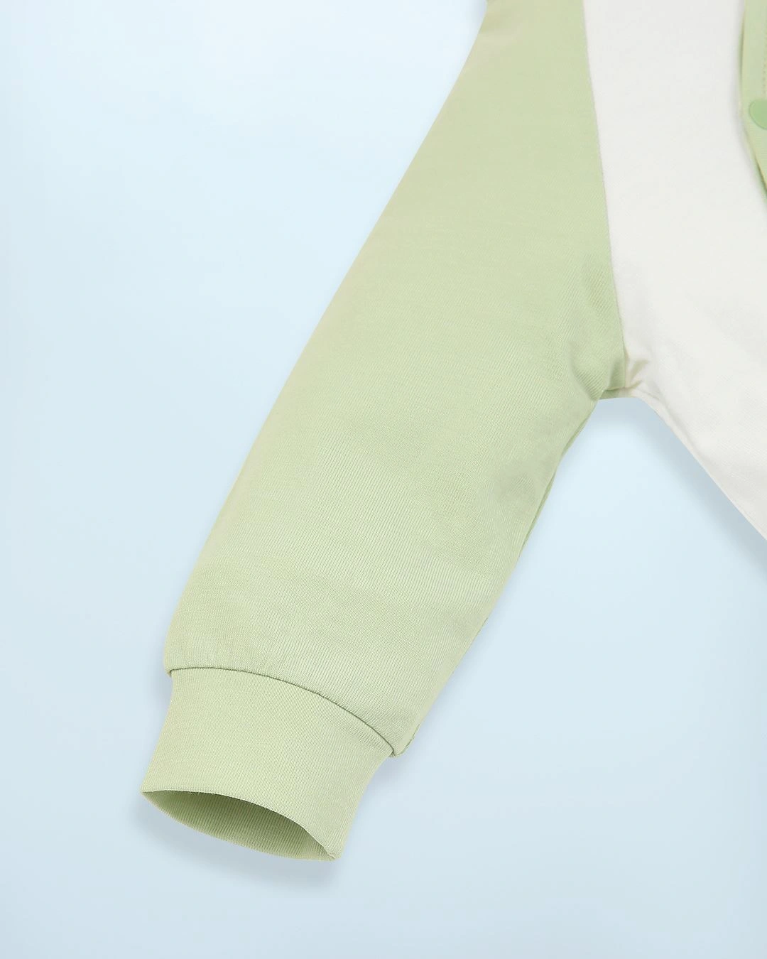 Bodysuit cài chéo La Pomme màu trắng - xanh lá 8