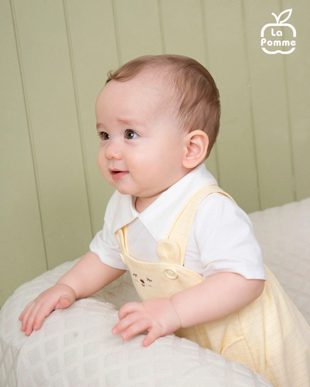 Set yếm cổ đức túi cài La Pomme màu xanh mint - trắng 17