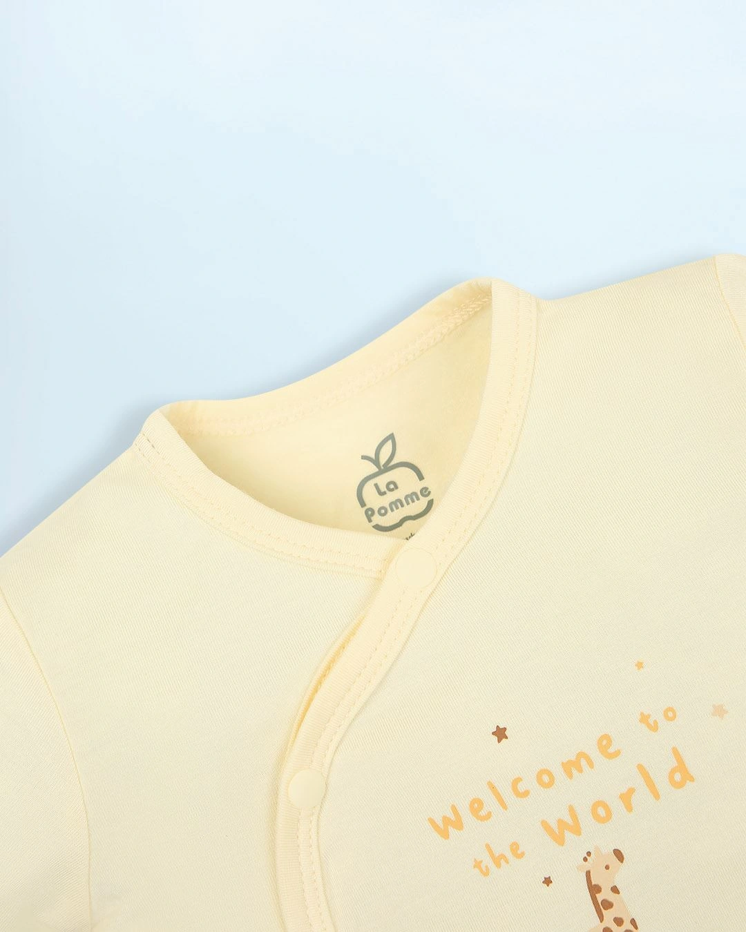 Bodysuit cài chéo dễ thương La Pomme màu trắng 14