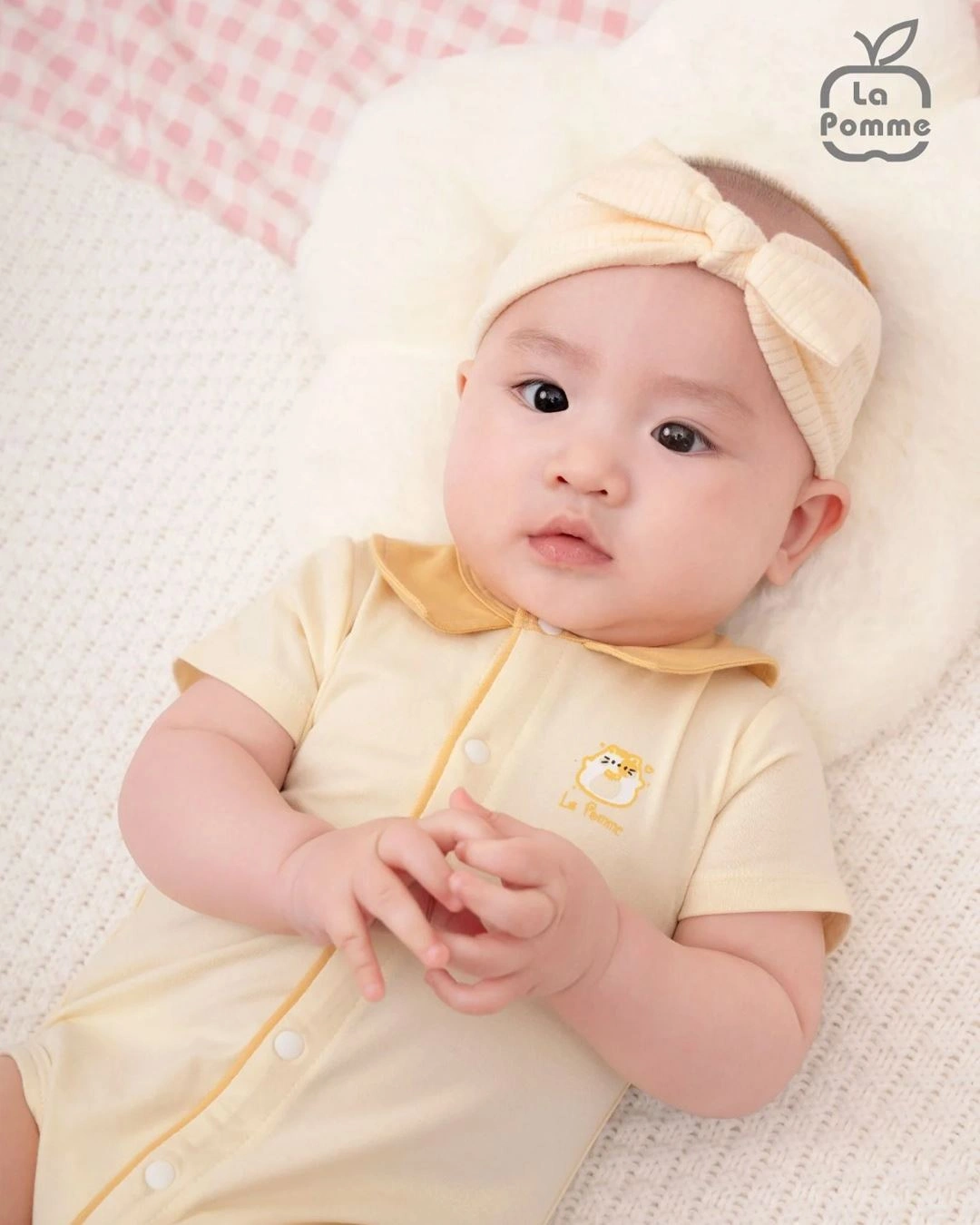 Bodysuit cài giữa cổ Peter Pan La Pomme màu xanh dương 12