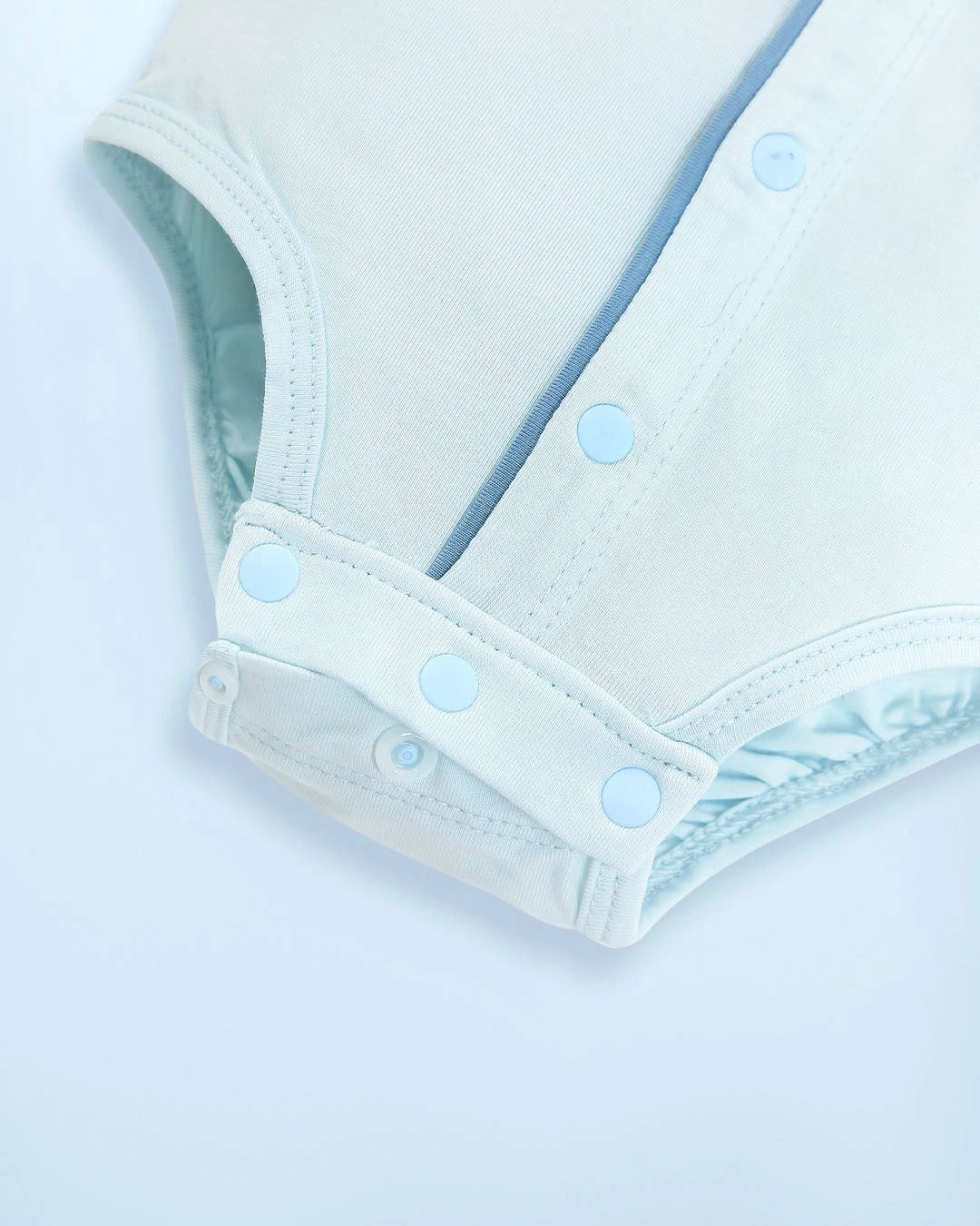 Bodysuit cài giữa cổ Peter Pan La Pomme màu xanh dương 8