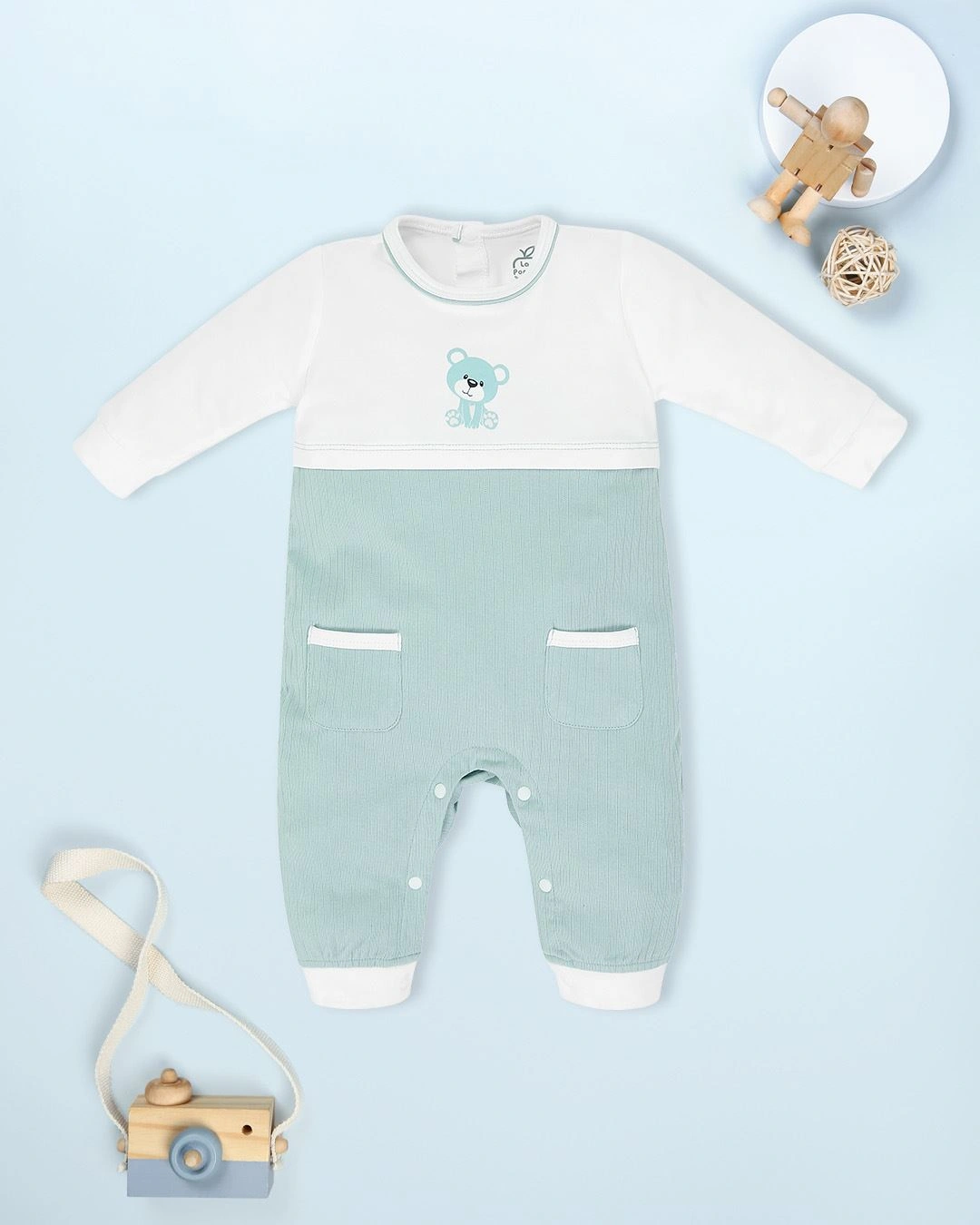 Set quà tặng bodysuit in gấu La Pomme Wonder Box màu trắng - xanh lá 3