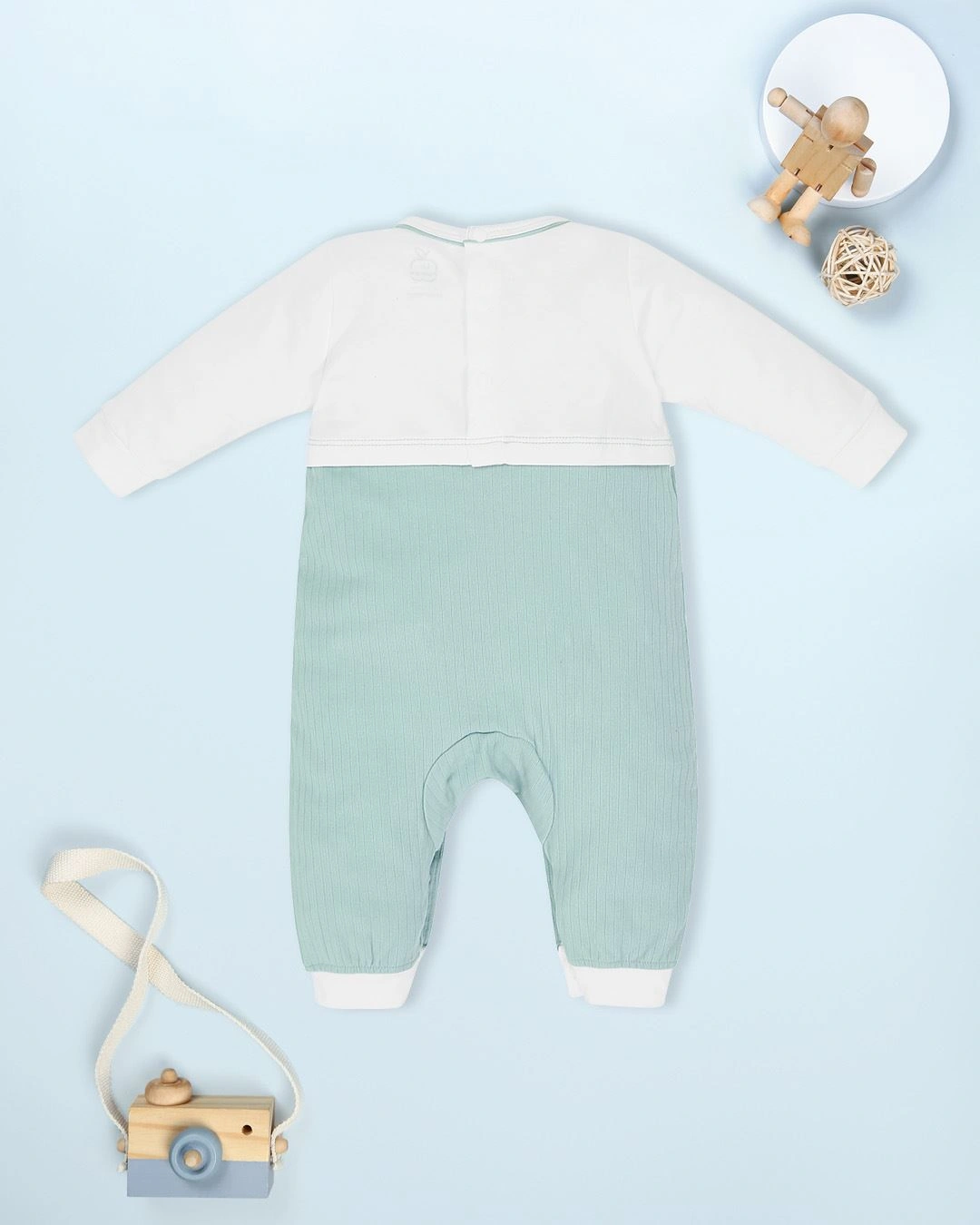 Set quà tặng bodysuit in gấu La Pomme Wonder Box màu trắng - xanh lá 4
