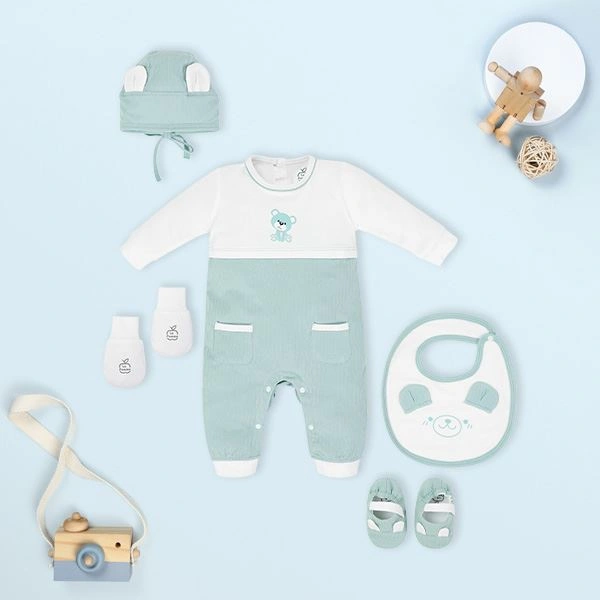 Set quà tặng bodysuit in gấu La Pomme Wonder Box màu trắng - xanh lá 1