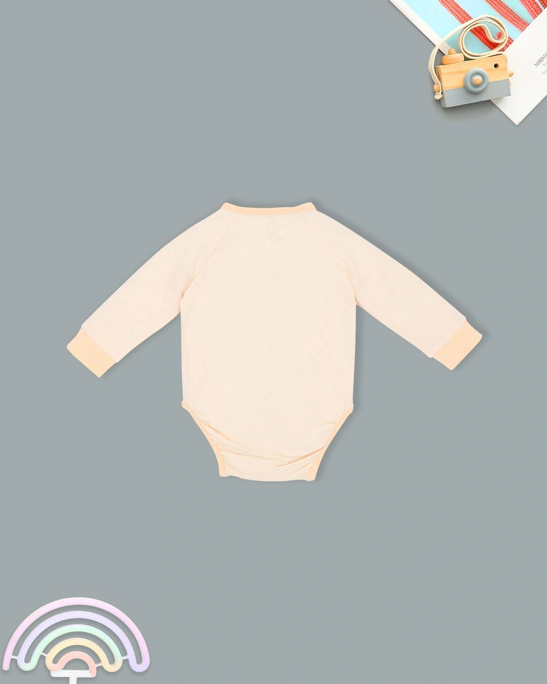 Bodysuit cài chéo tai thỏ xinh xắn La Pomme màu be 5