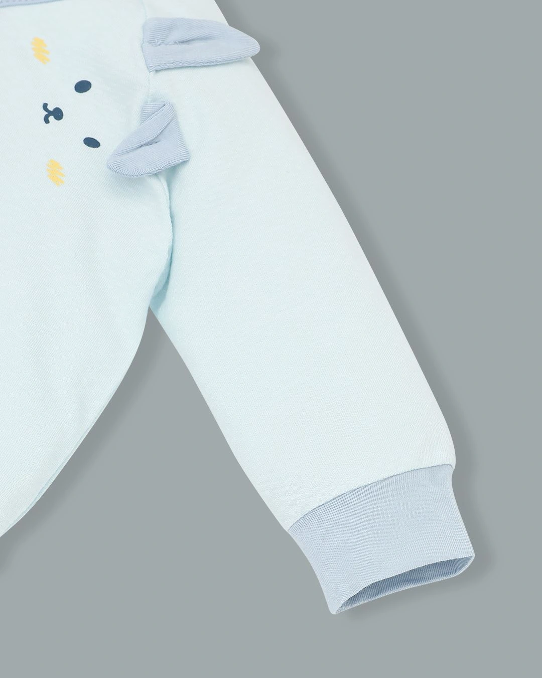 Bodysuit cài chéo tai thỏ xinh xắn La Pomme màu be 15