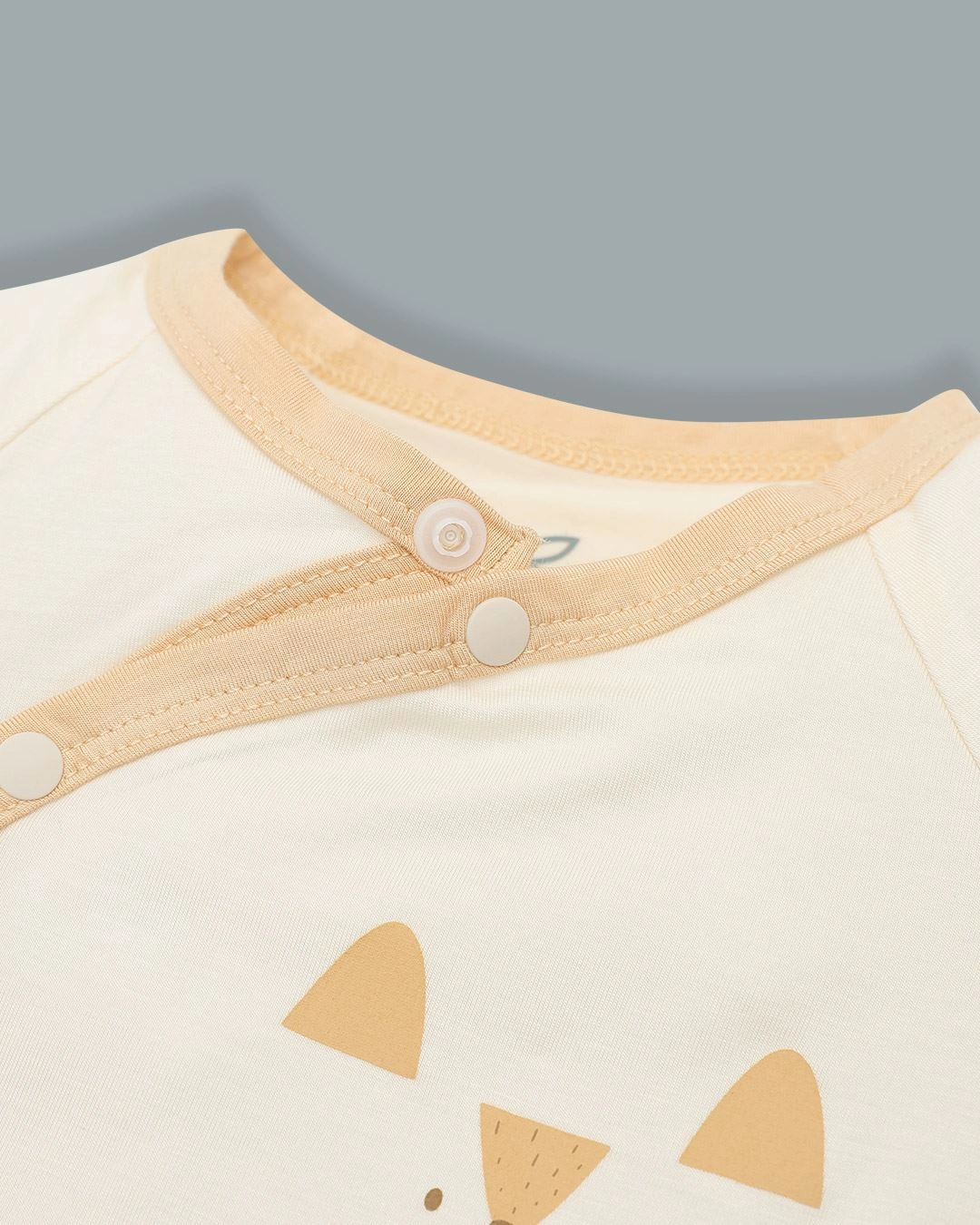 Bodysuit cài chéo La Pomme màu trắng - xanh dương 13