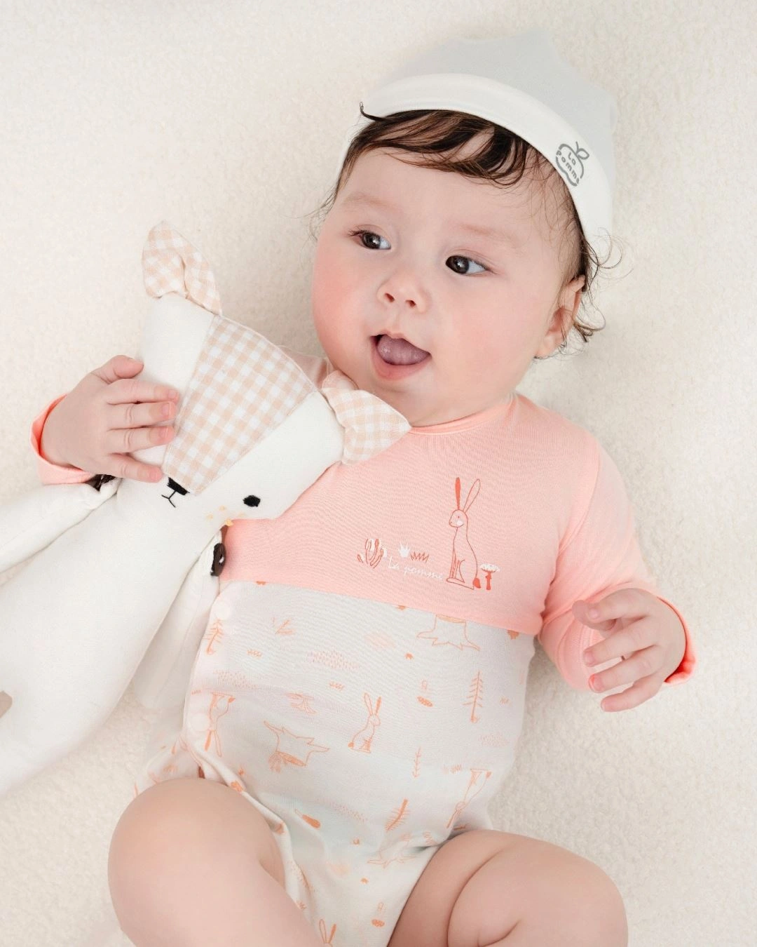 Bodysuit cài chéo thỏ con La Pomme màu hồng - trắng 2