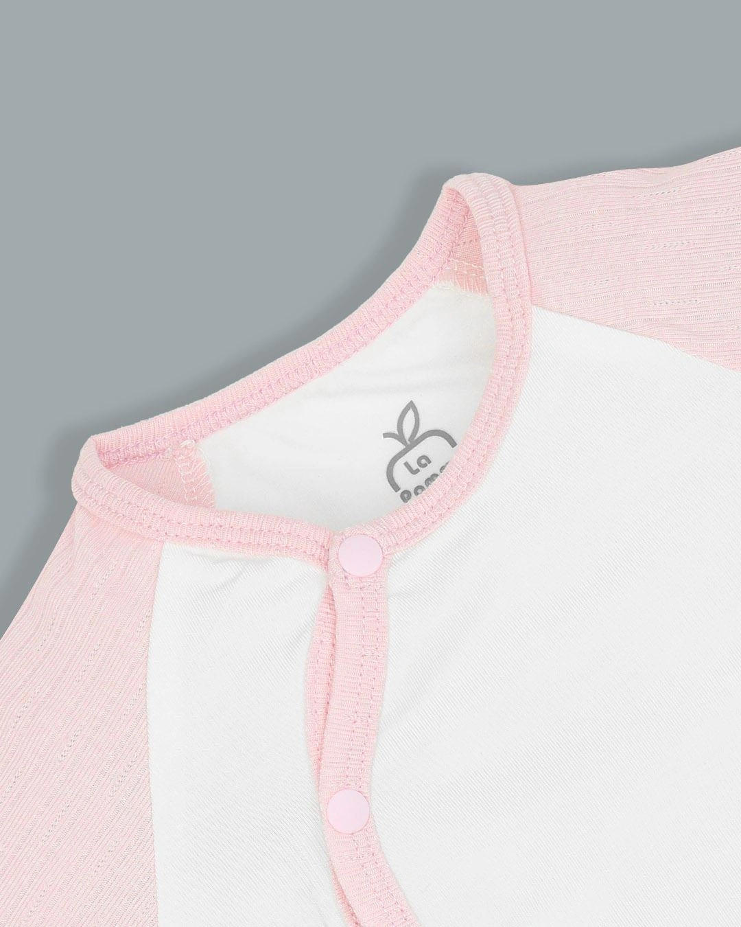 Bodysuit cài chéo xin chào người bạn đáng yêu La Pomme màu trắng - xanh mint 11