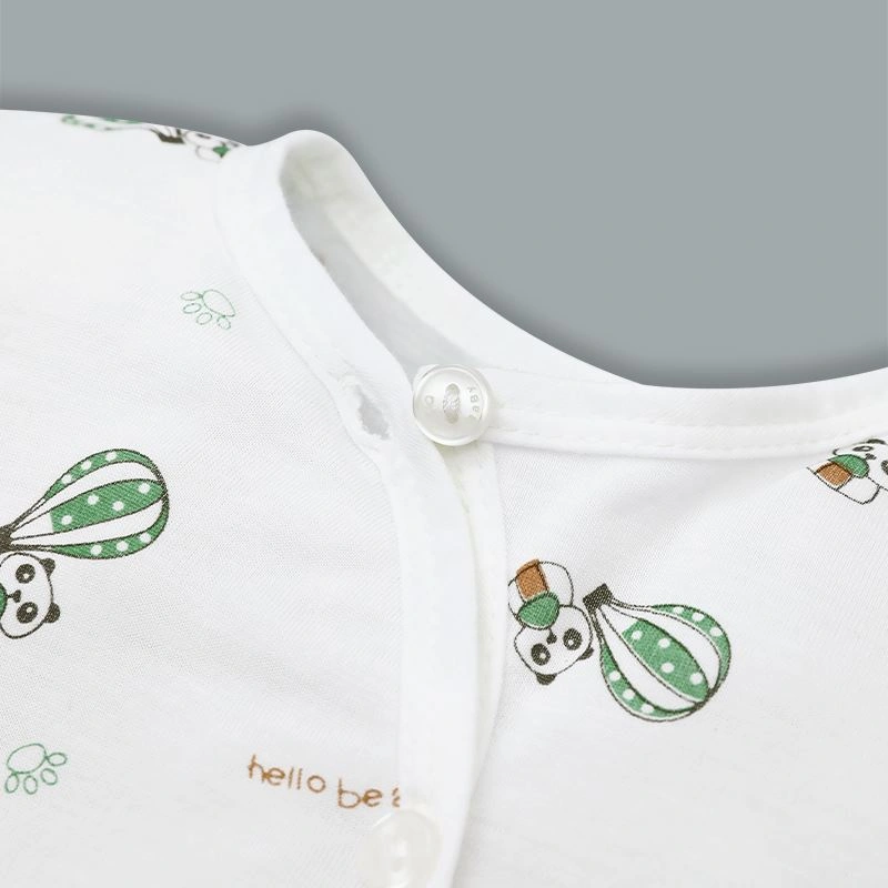 Bộ tay ngắn cài lệch in hình khinh khí cầu IQ Baby màu trắng 6