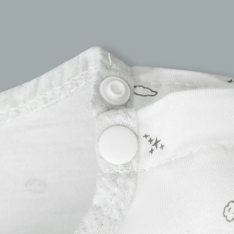 Bộ tay ngắn cài vai in hình máy bay IQ Baby màu trắng viền xám 6