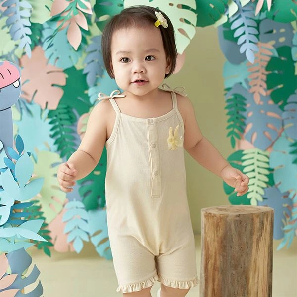 Bodysuit sát nách bé gái đính nơ Lullaby NH399N màu be 1