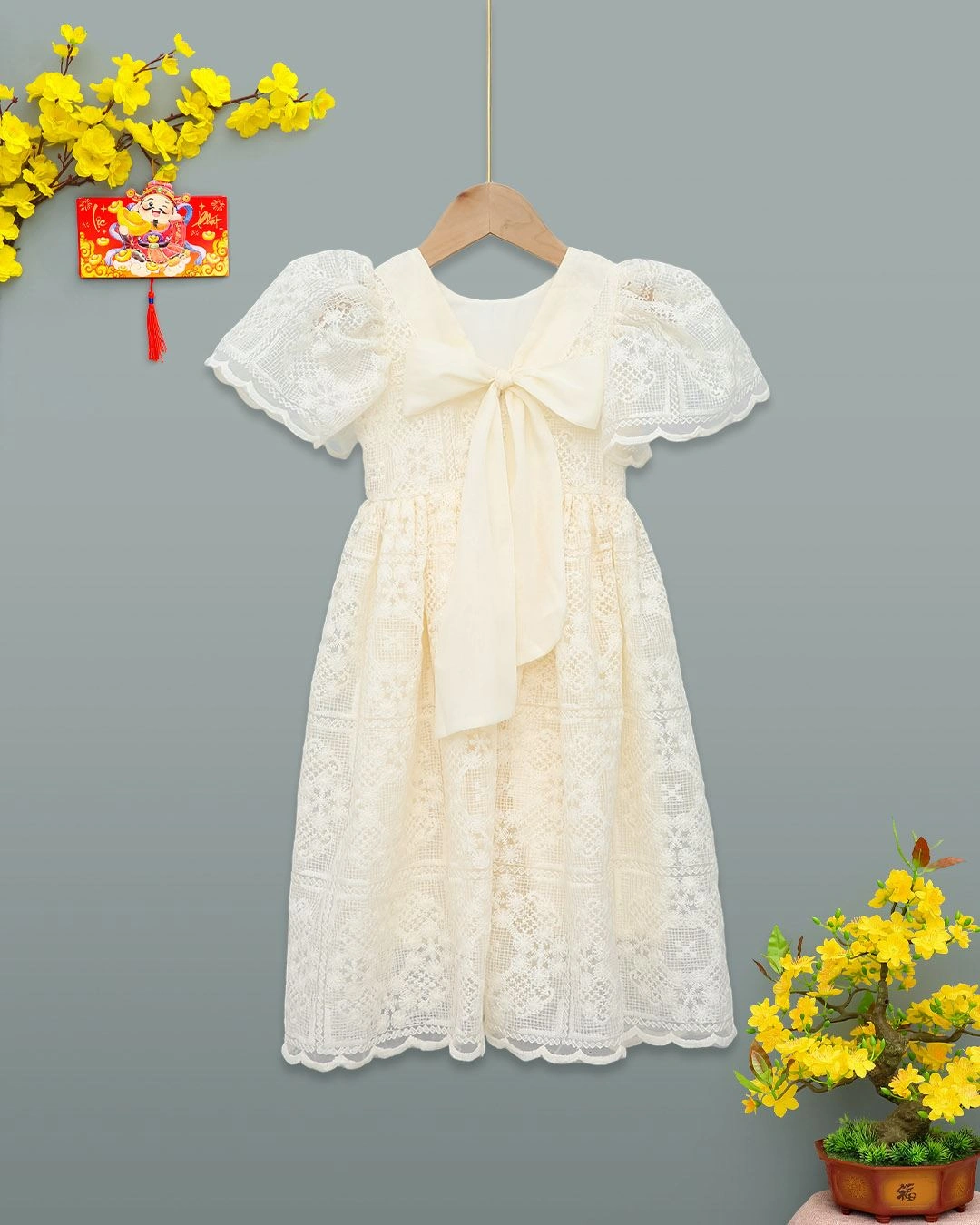 Đầm bé gái Lullaby NH329N màu kem 2