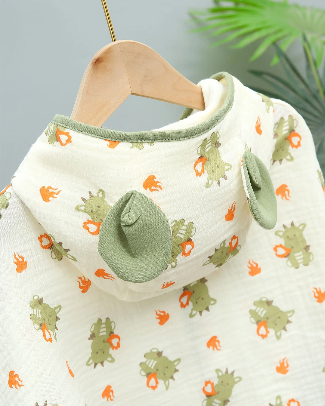 Áo choàng Bessla 0 - 24 tháng in hình rồng xanh màu be 3