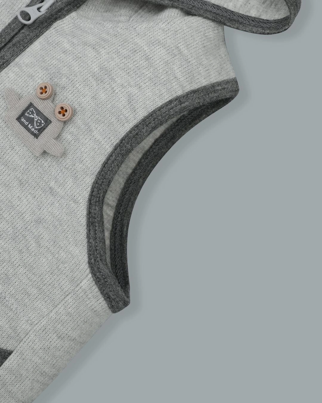 Áo khoác gile bé trai La Pomme màu ghi 9