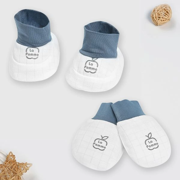 Set bao tay, bao chân bé yêu vui nhộn La Pomme màu trắng - xanh dương (0 - 3 tháng) 1