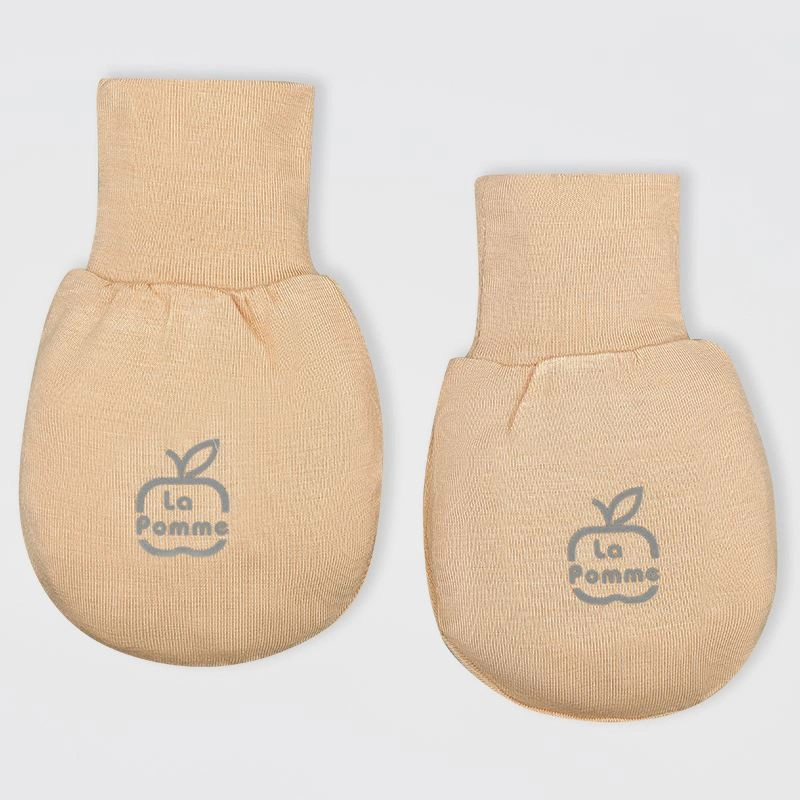 Set bao tay, bao chân mềm mịn La Pomme màu be đậm (0 - 3 tháng) 2