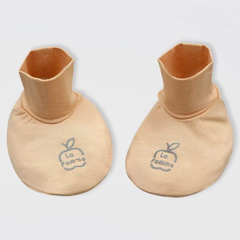 Set bao tay, bao chân mềm mịn La Pomme màu be đậm (0 - 3 tháng) 5