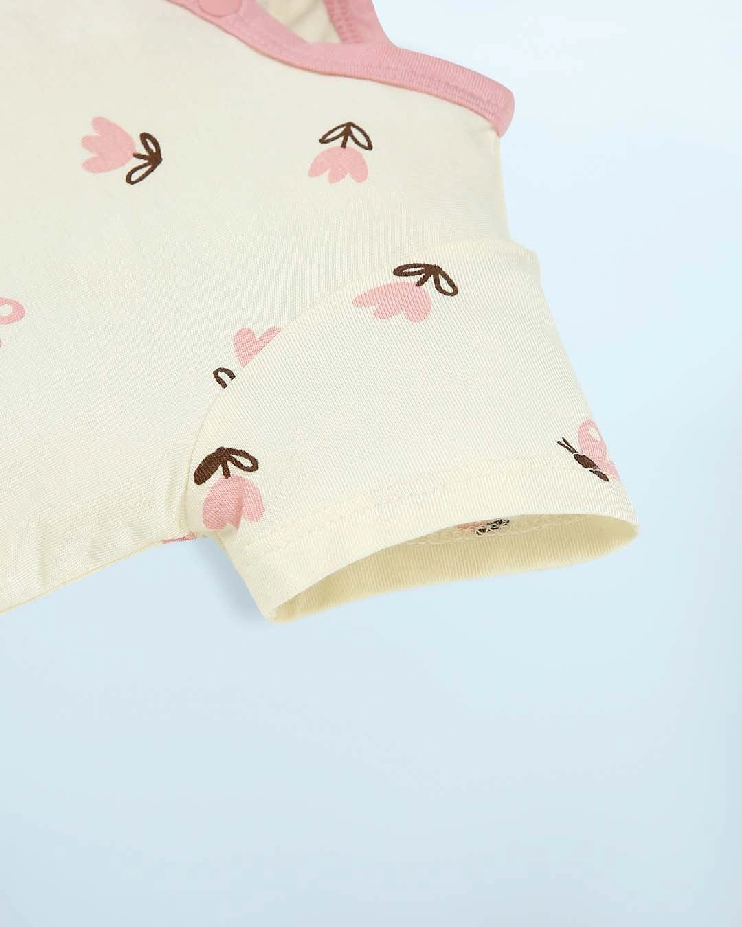 Bộ tay ngắn bé gái Lullaby NH994R màu be - hồng 5