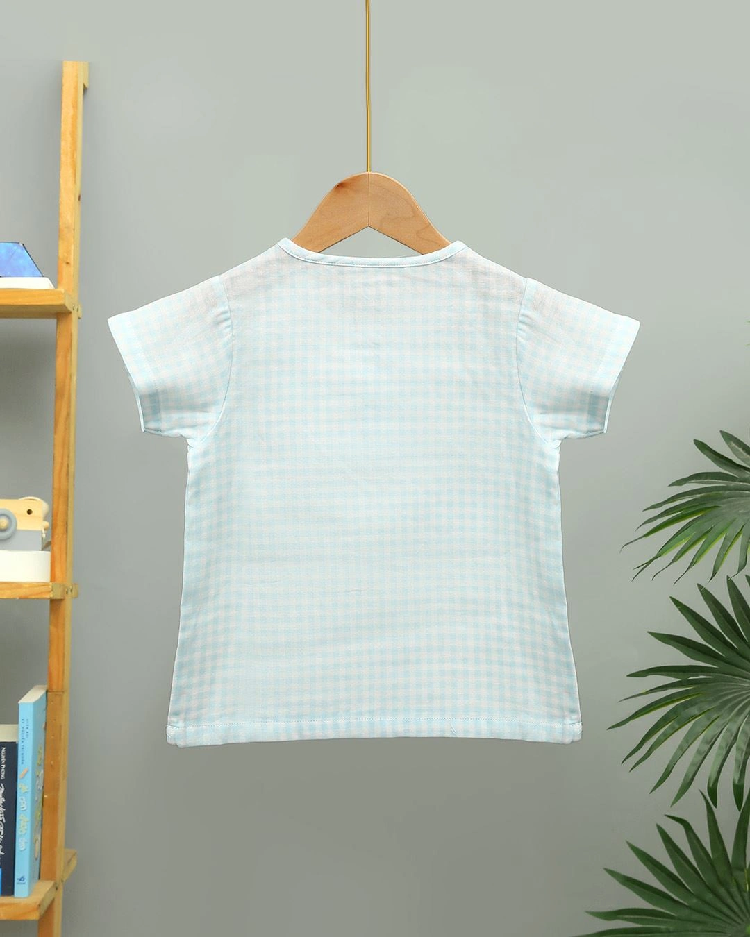 Bộ tay ngắn bé trai Lullaby NH936R màu trắng - xanh dương 3