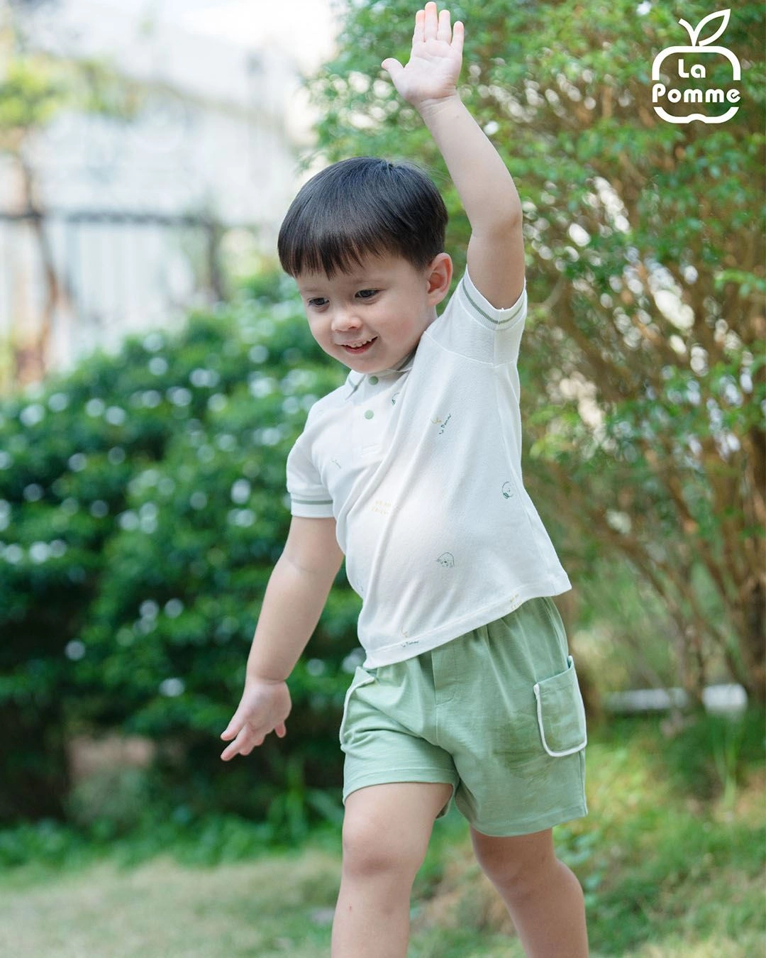 Bộ tay ngắn bé trai La Pomme in cún màu trắng - xanh lá 2