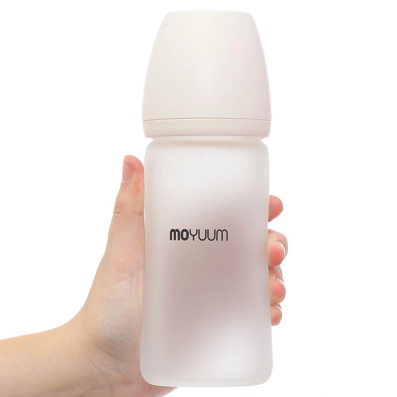 Bình sữa thủy tinh tráng silicone Moyuum cổ rộng 240 ml (từ 2 tháng) 8