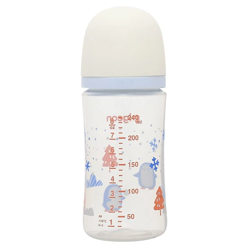 Bình sữa nhựa PP Pigeon Softouch Baby-Friendly World cổ rộng 240 ml - Mùa đông (từ 3 tháng) 2