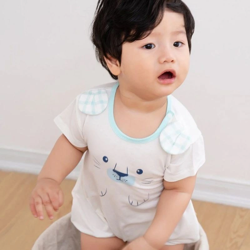 Bodysuit cài vai người bạn động vật La Pomme màu trắng 3