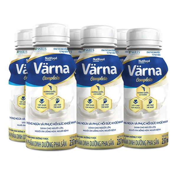 Lốc 6 chai sữa bột người lớn pha sẵn Nutifood Varna Complete