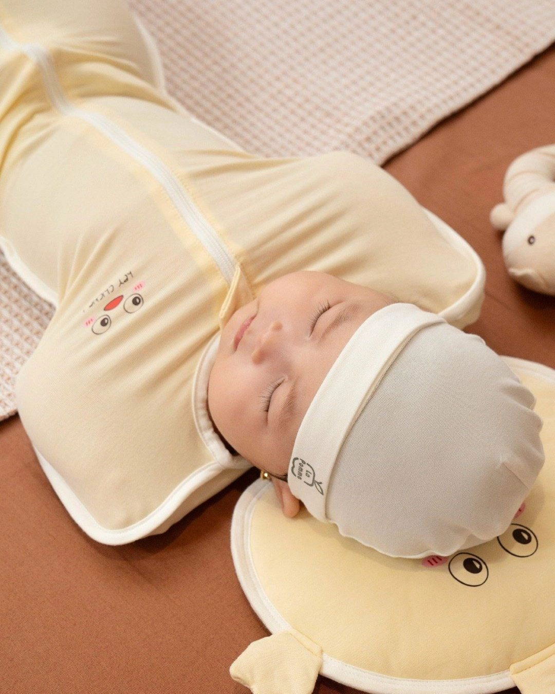 Nhộng chũn có khóa gà con ngộ nghĩnh La Pomme 1 - 3 tháng màu vàng, viền trắng 5