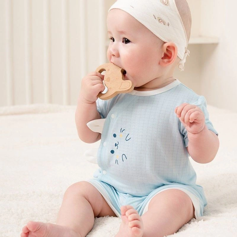 Bộ tay ngắn cài chéo bạn nhỏ ngộ nghĩnh La Pomme màu trắng 5