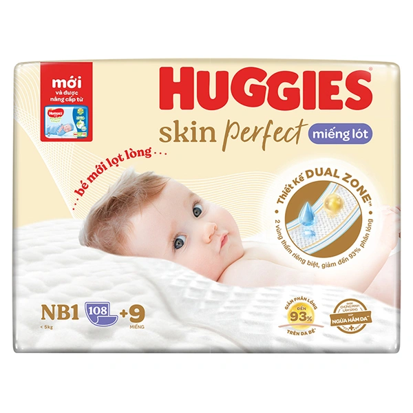 Miếng lót Huggies Skin Perfect size NB1 108 + 9 miếng (Dưới 5 kg) - Giao bao bì cộng miếng ngẫu nhiên 1