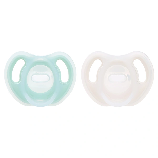 Bộ 2 ti ngậm Tommee Tippee siêu nhẹ Ultra Light (0 - 6 tháng) 1