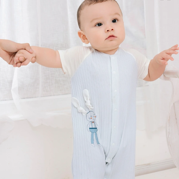 Bodysuit cài giữa raglan bạn thỏ tai dài La Pomme màu xanh dương - trắng 1